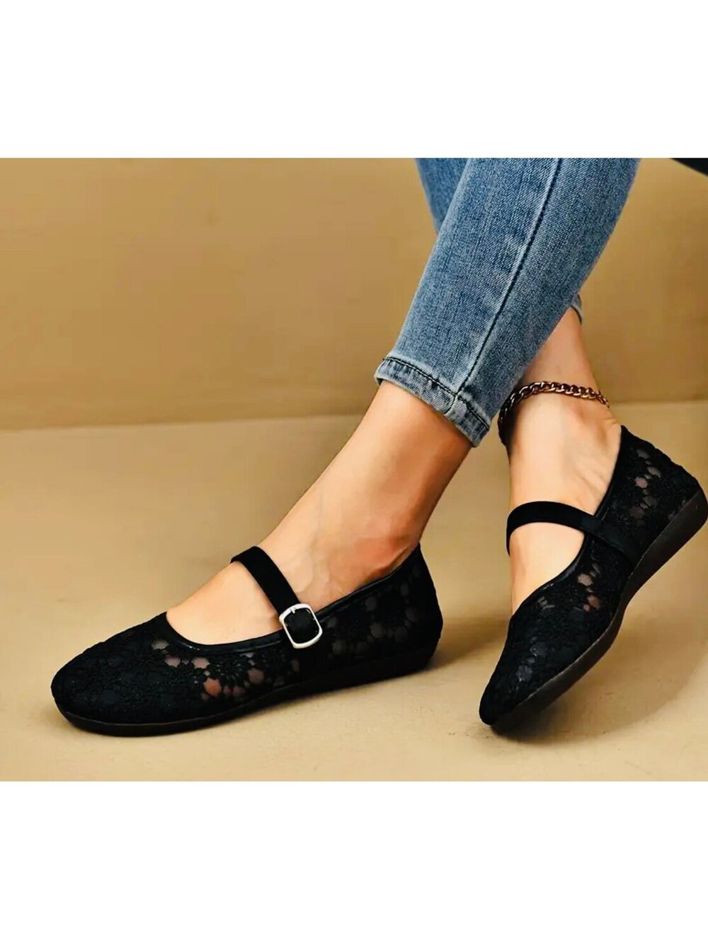 New - Vintage-Inspired Embroidered Baby Doll Style Flats - Black - Size 8